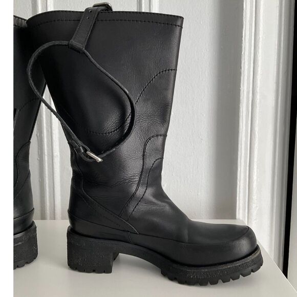 Prada - Leather Rain Boots - Mid Calf - Beautiful Boots - Great Condition! - Picture 6 of 14